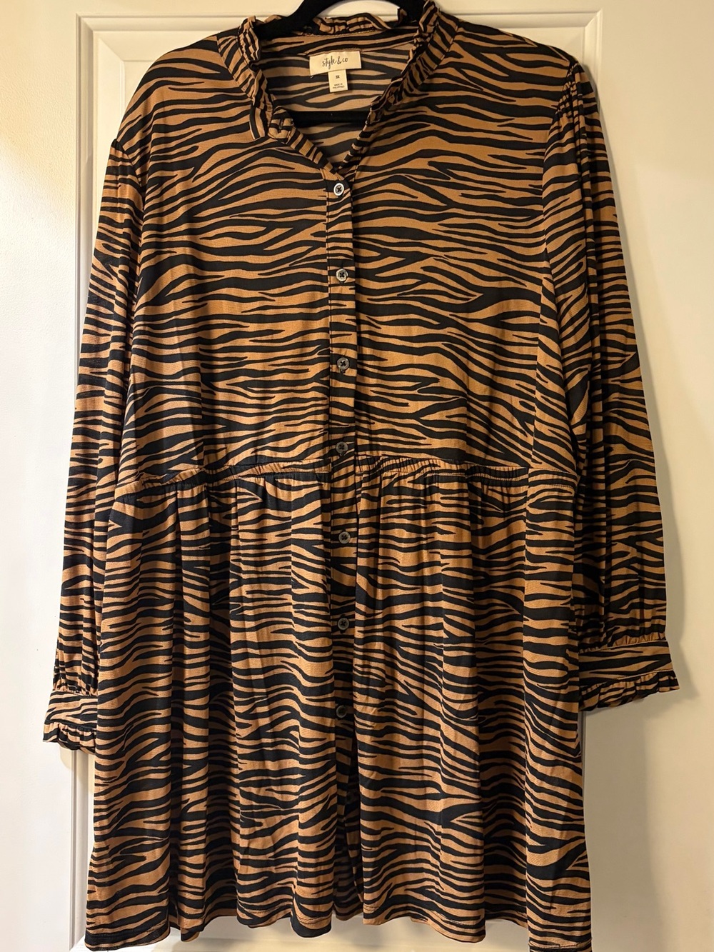 Style & Co. Woman’s animal print Button-Front tunic top